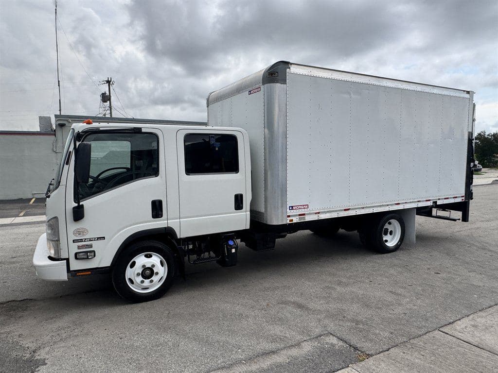 2021 Isuzu NPR XD image 5
