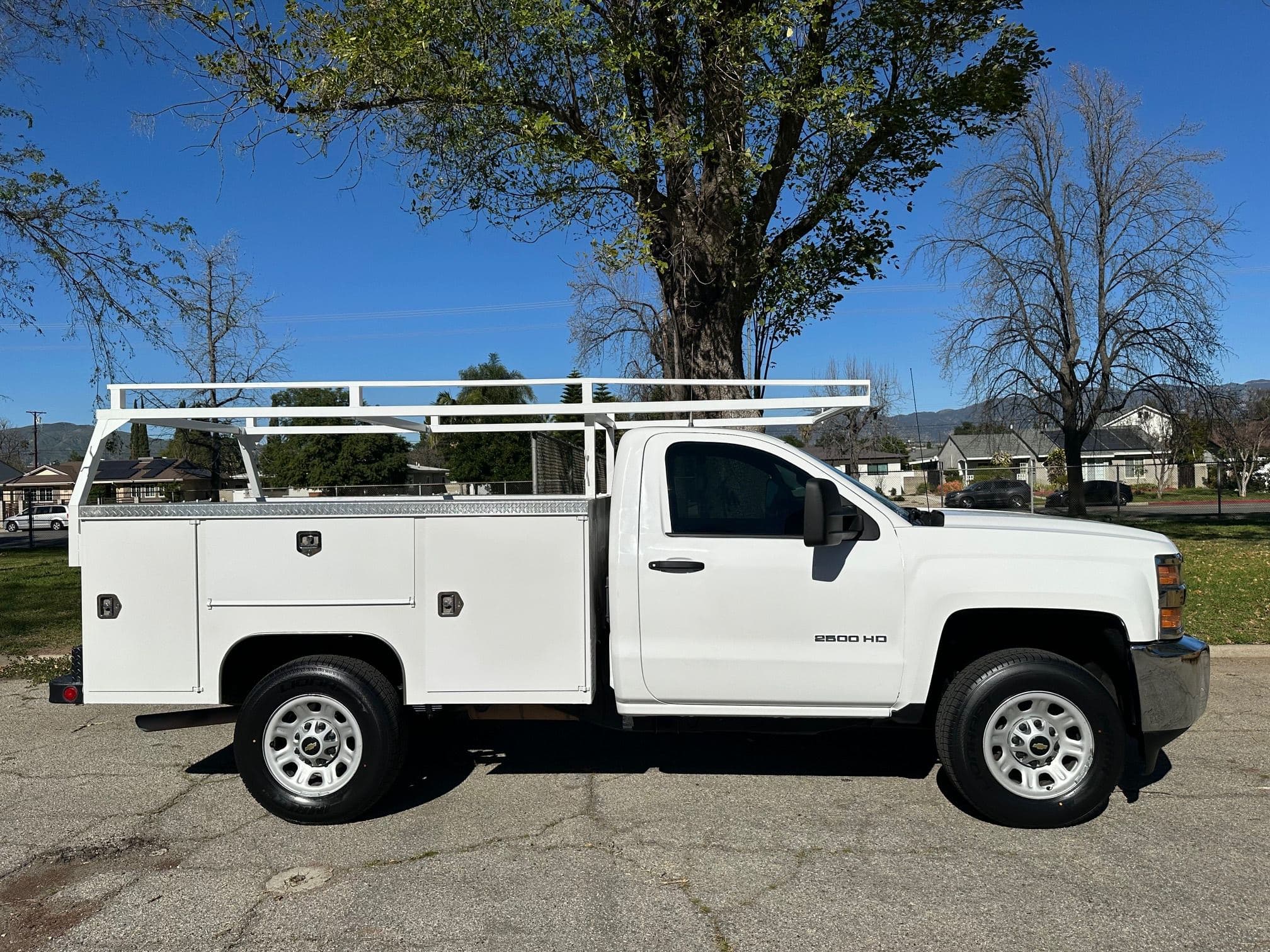 2016 CHEVROLET SILVERADO 2500HD Service Truck 13514 image 3