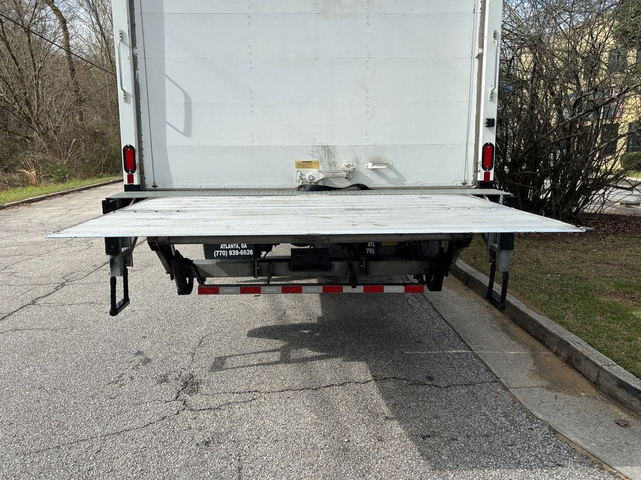 2019 Freightliner M2106 image 12