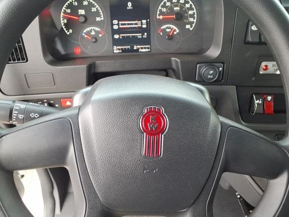 2026 Kenworth T280 image 16