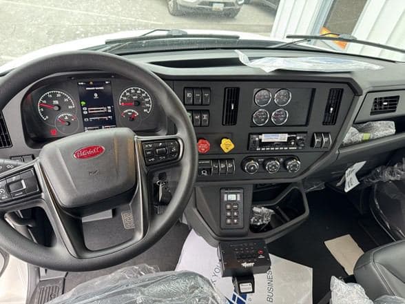 2026 Peterbilt DWH-550 image 5