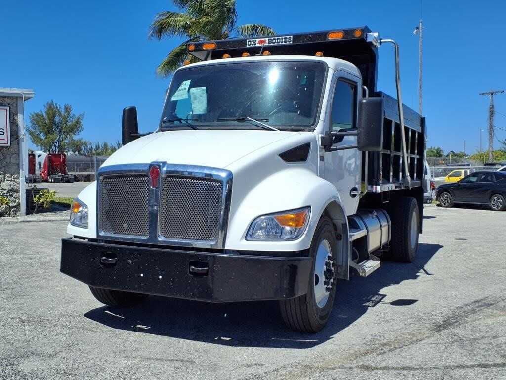1995 Kenworth T600 image 4