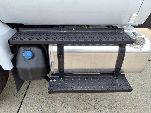 2025 Ford 4143D image 10