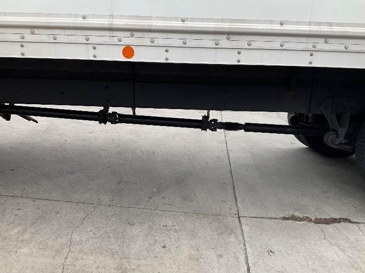 2022 International MV607 Box Truck - 220HP, 6 Speed Automatic, Roll up Door image 5