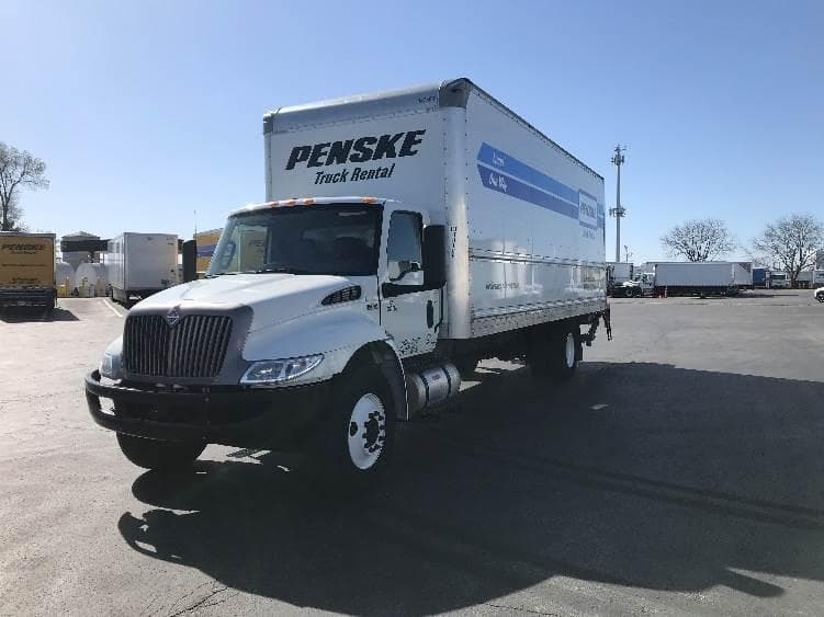2022 International MV607 Box Truck - 220HP, 6 Speed Automatic, Roll up Door image 3