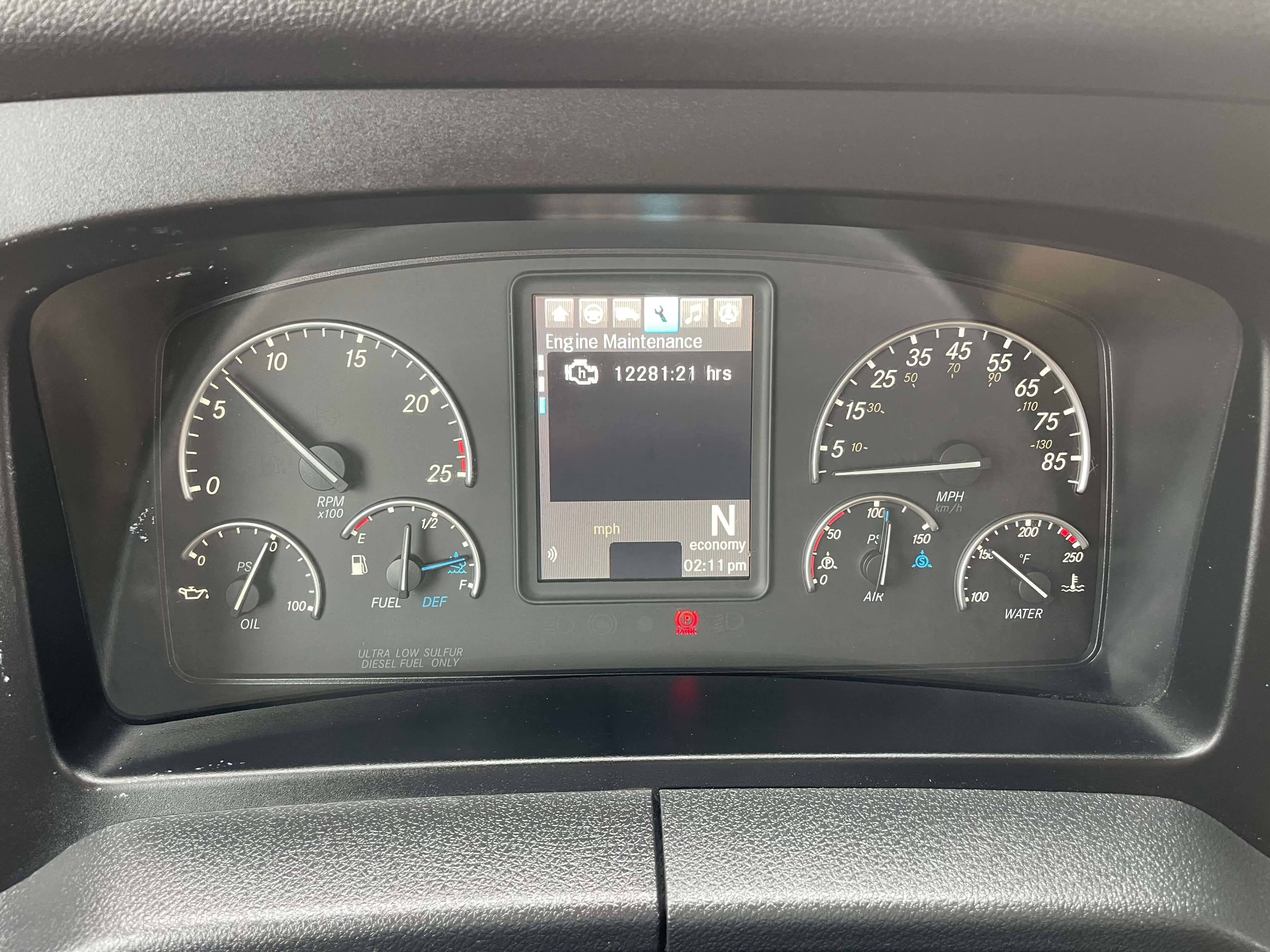 2023 Freightliner Cascadia 126 image 16