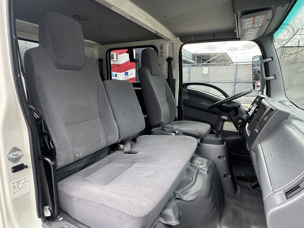 2021 Isuzu NPR XD image 59
