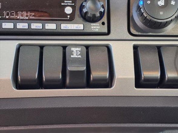 2026 Kenworth T880 image 24