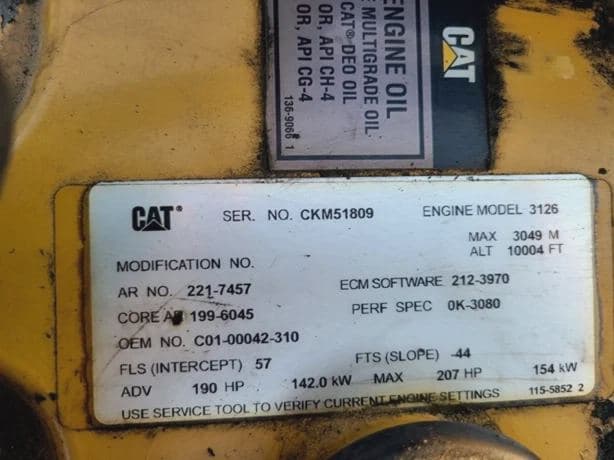 2003 FREIGHTLINER FL70 image 21