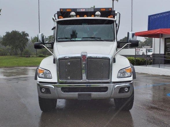 2025 Kenworth D5 image 2