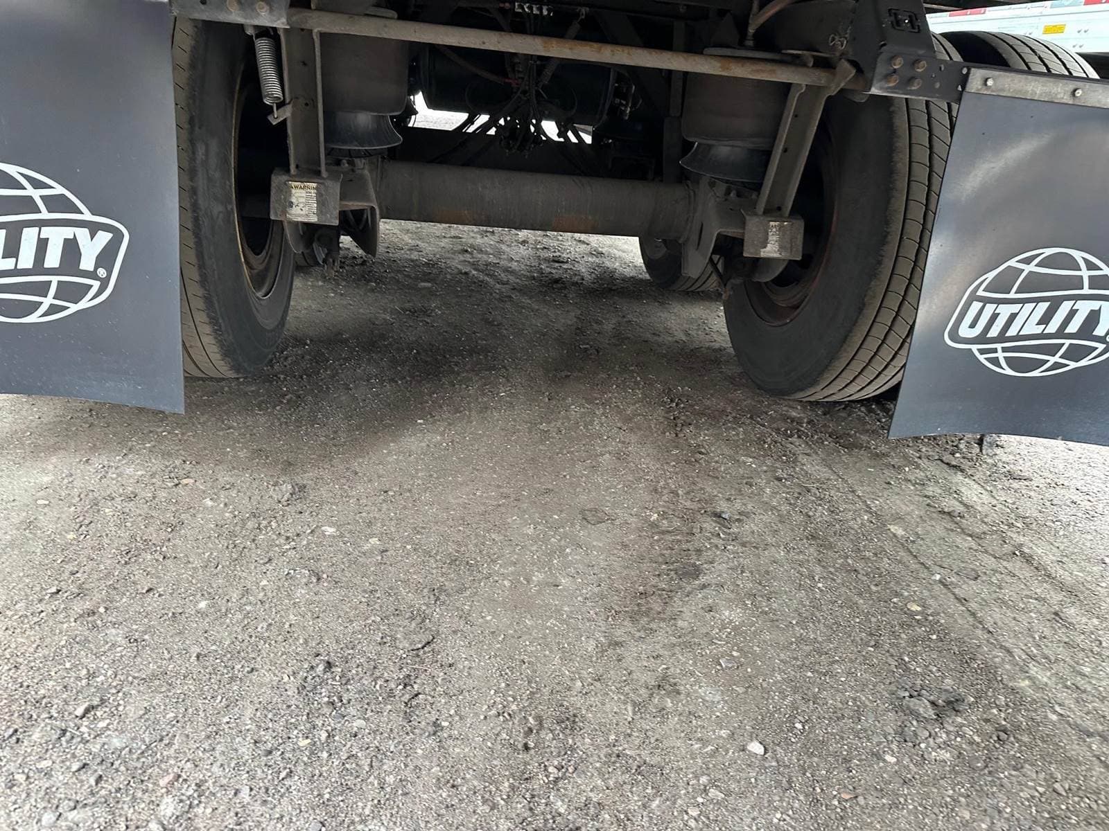 2022 Utility 4000D-X image 8