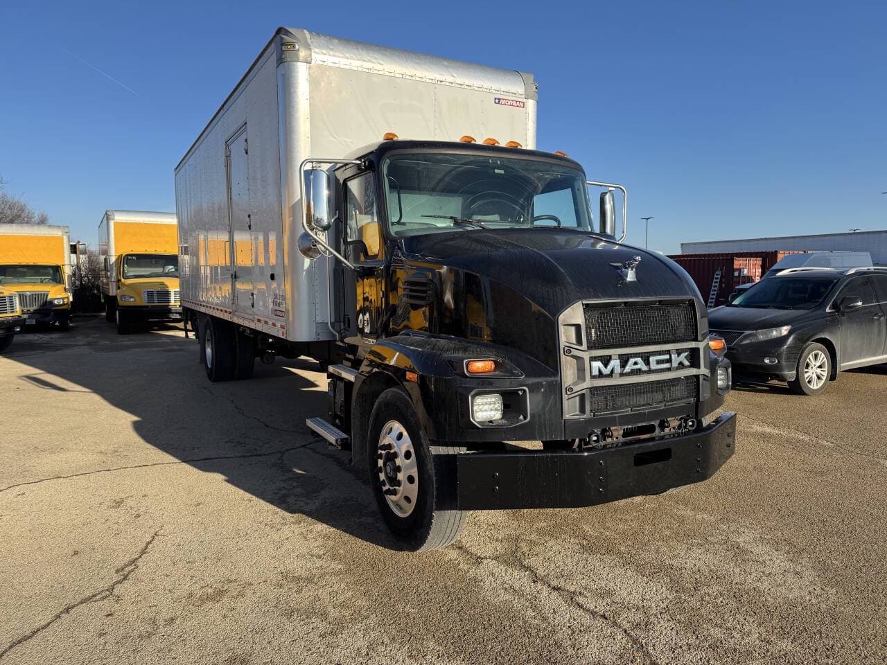 2022 Mack MD6 image 2