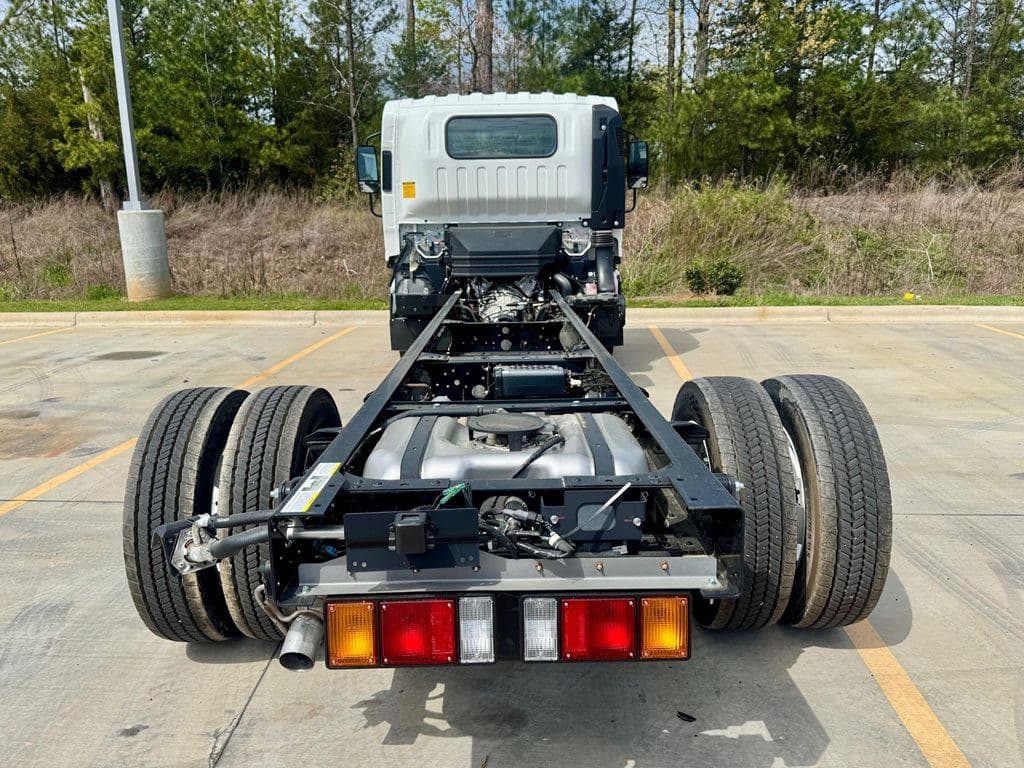 New 2026 ISUZU NPR-HD image 8