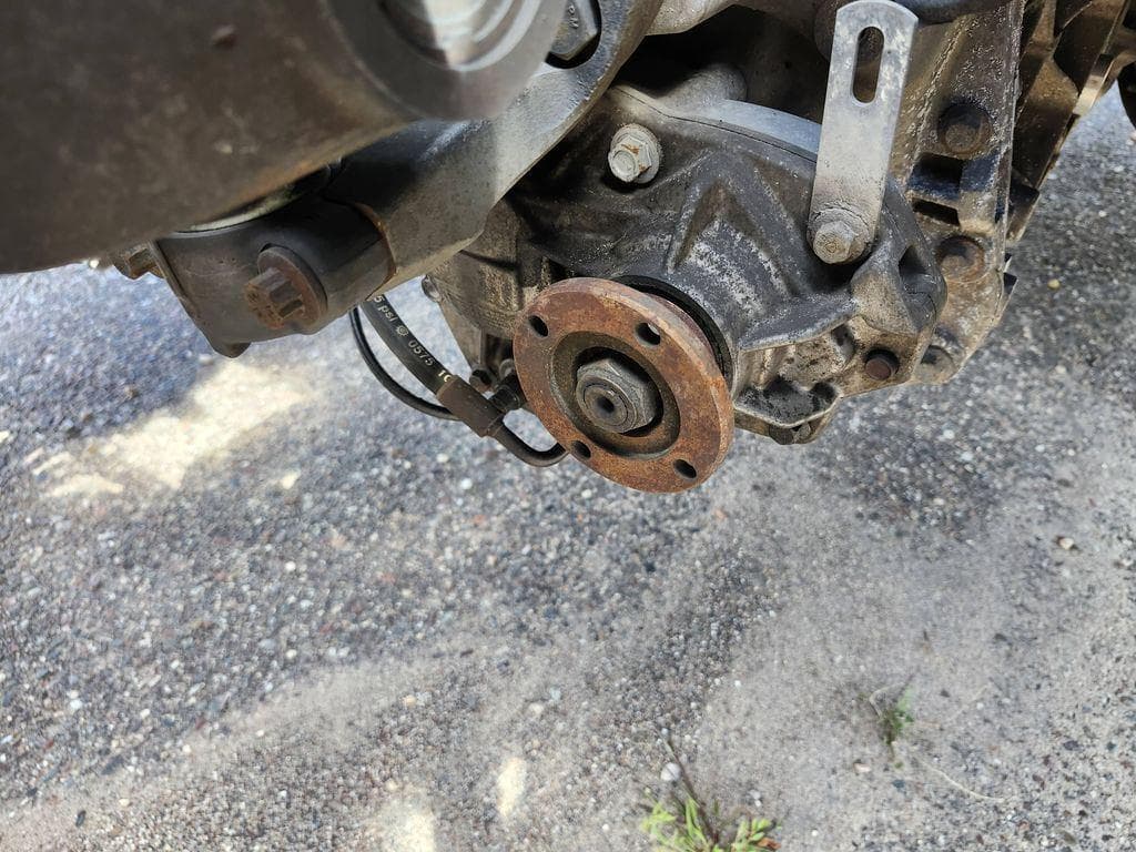 2020 Volvo VNR image 14