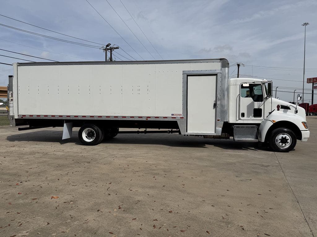 Used 2023 KENWORTH T270 image 11