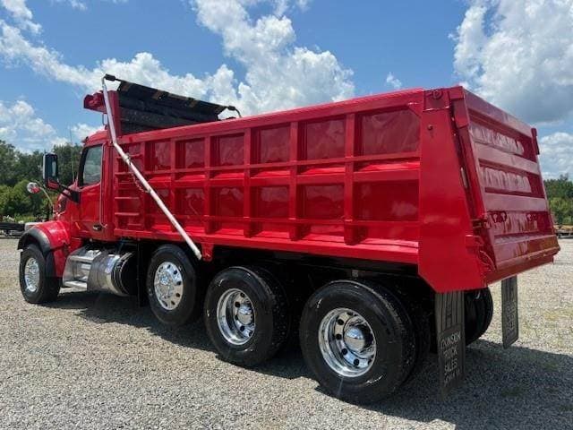 2021 Peterbilt 567 image 7