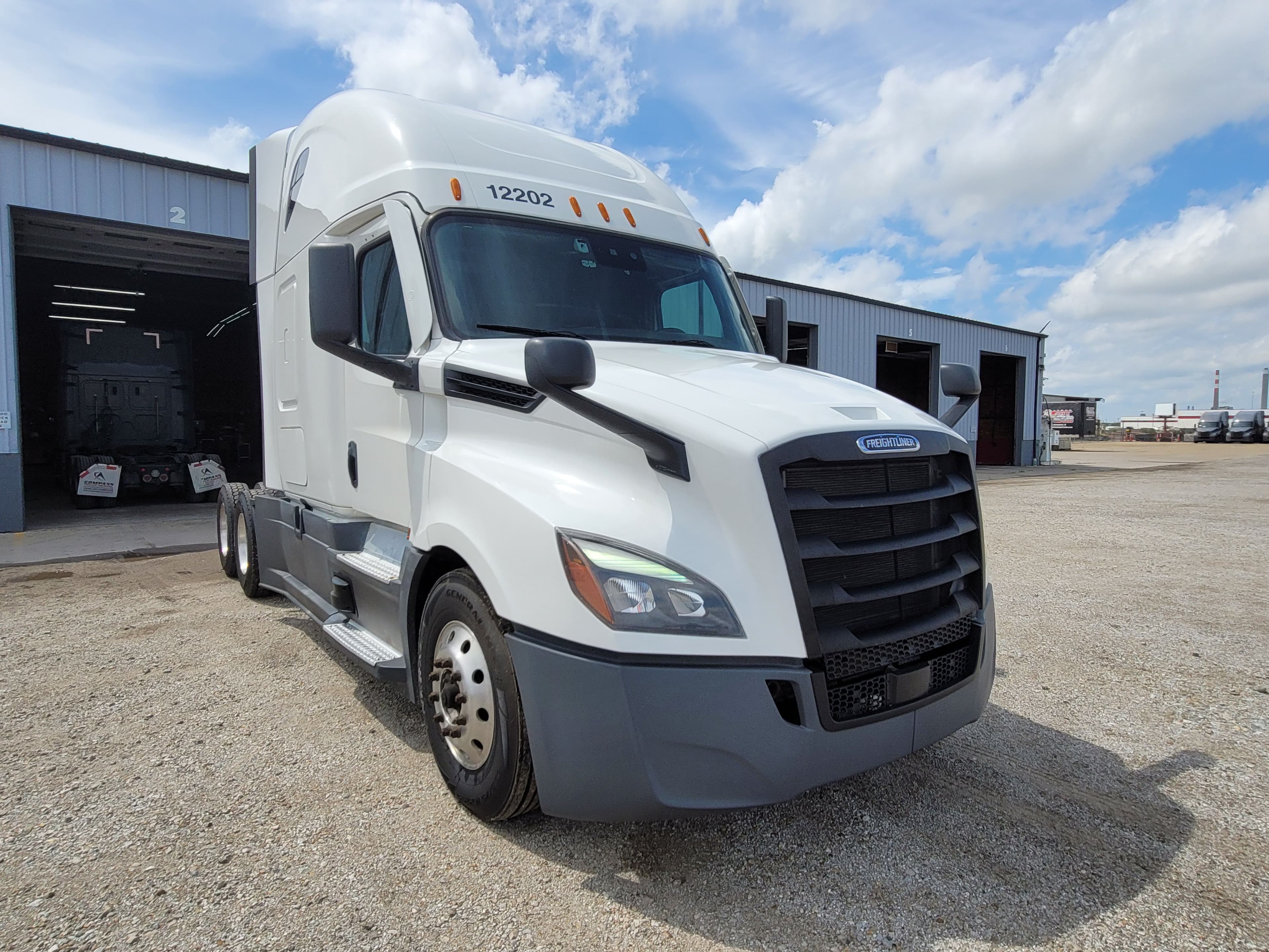 2022 Freightliner Cascadia 126 image 5