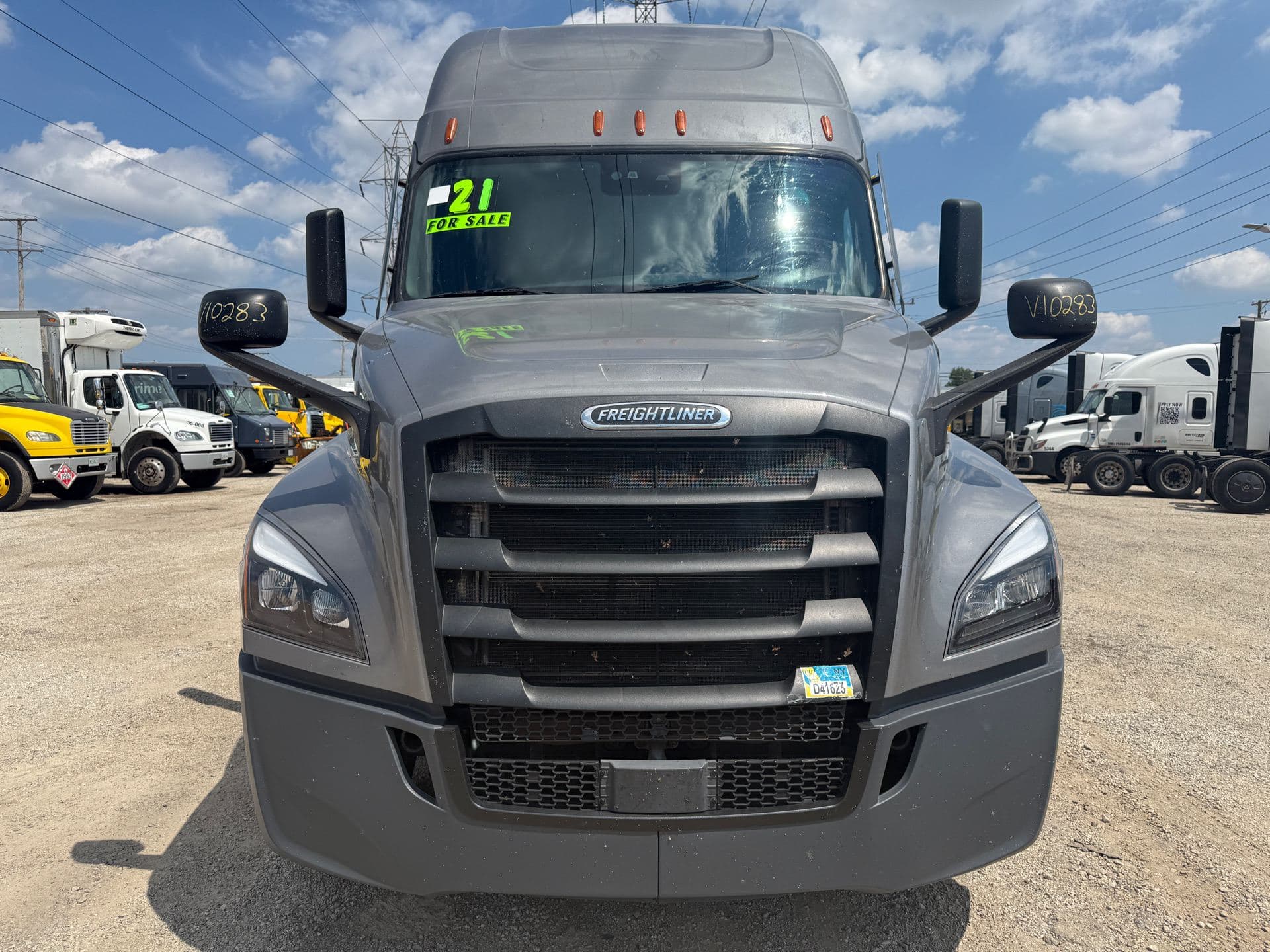 2021 - 425k - 12k Hours - APU - U.S. Express image 2