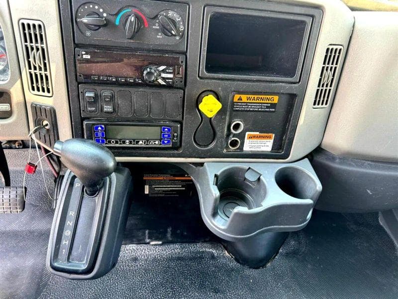 2019 International 4300 image 25