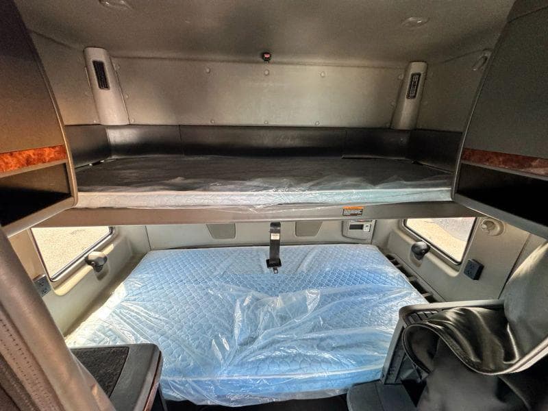 2019 International 1652 image 24