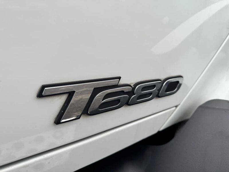 2021 Kenworth T600 image 12