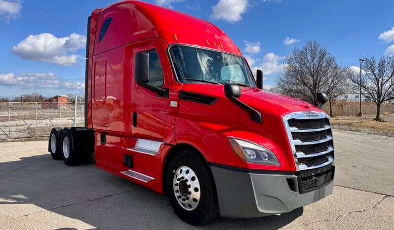 2022 Freightliner Cascadia 126 image 2
