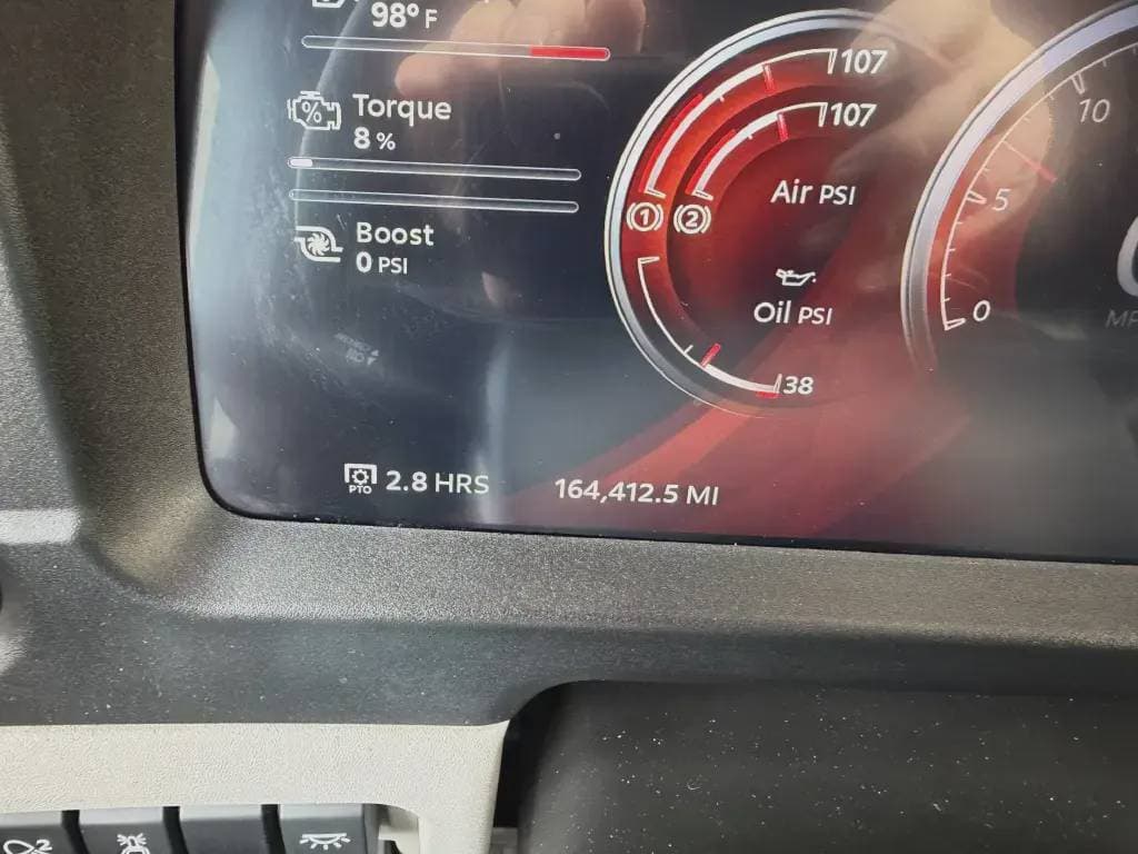 2025 Peterbilt 589 image 3