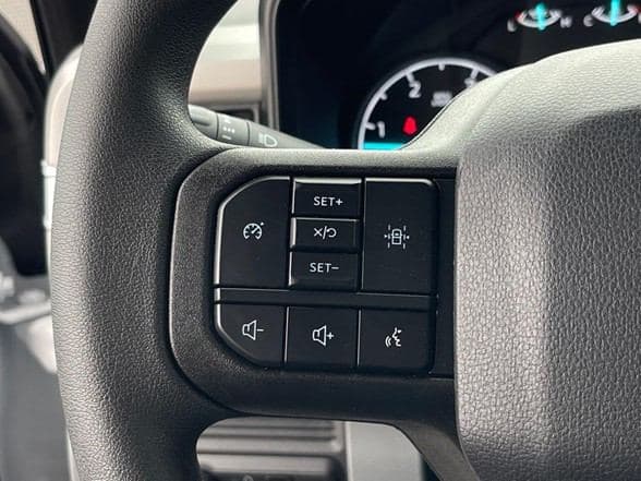 2024 Ford F550 image 24