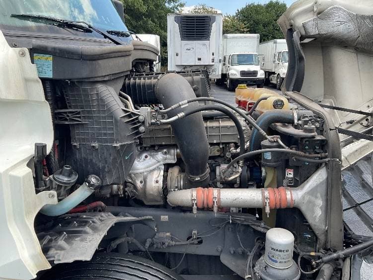 2018 Freightliner Cascadia image 5