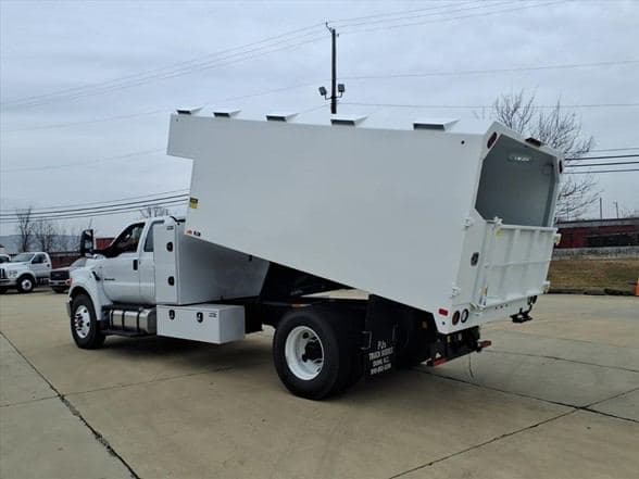 2026 Ford F750 SD image 6
