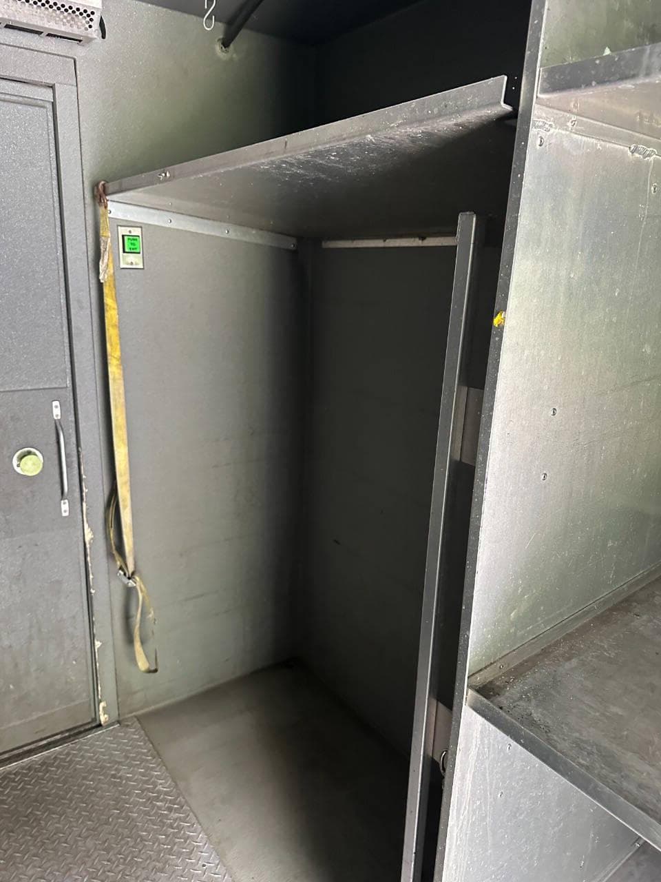 2017 Freightliner MT45 image 19