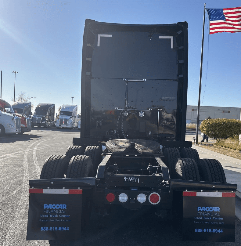 2021 Kenworth T680 image 5