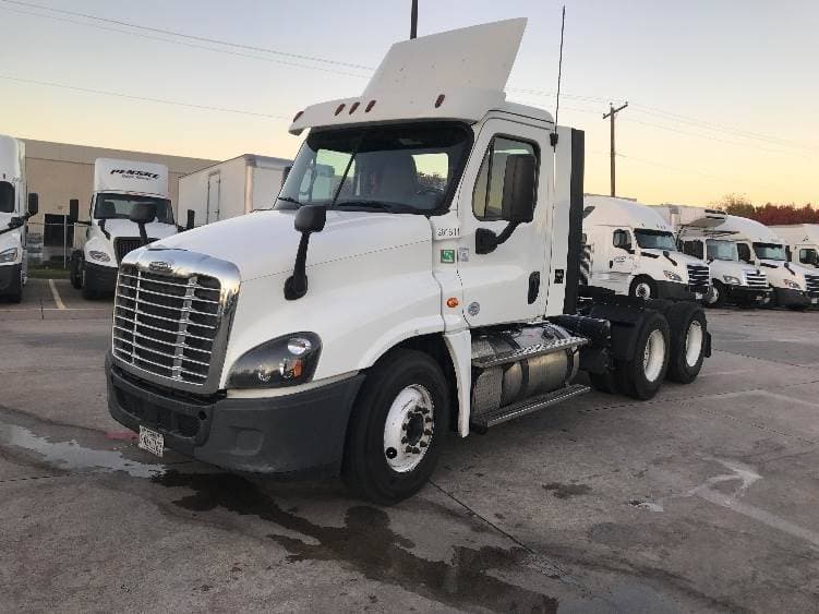 2018 Freightliner Cascadia image 11