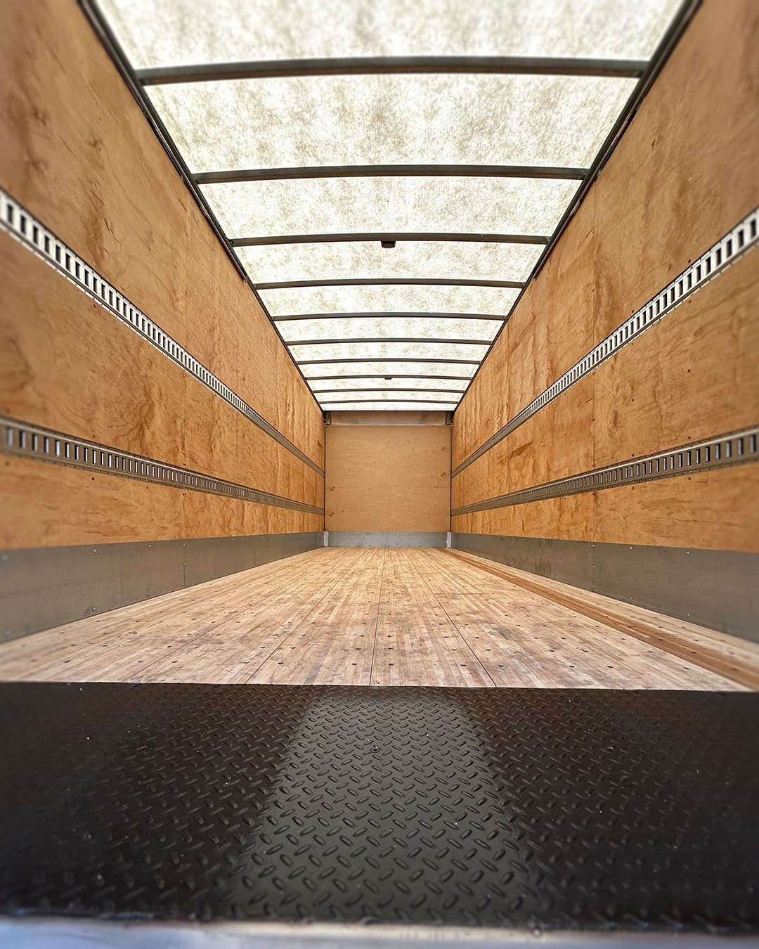 2025 Freightliner M2 image 7