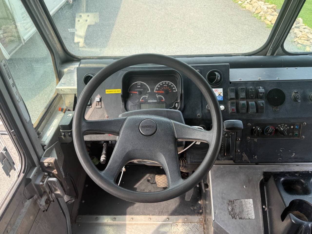 2020 Freightliner MT45 image 17