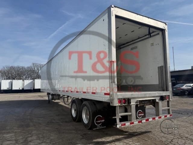 2017 HYUNDAI 48300 image 27