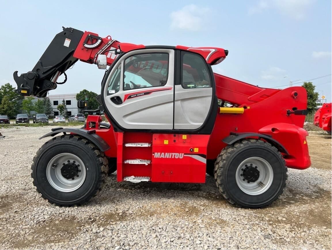 2026 MANITOU MHT10135 image 1