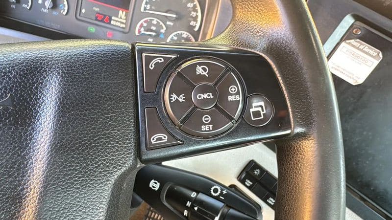 2018 Freightliner Cascadia image 20