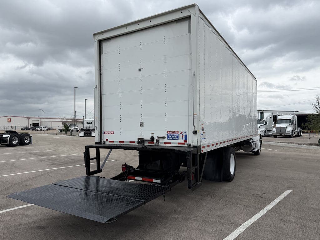 Used 2022 KENWORTH T270 image 23