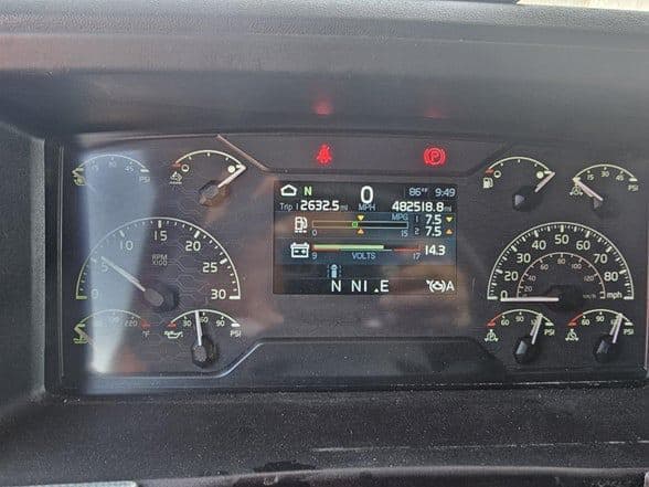 2023 Volvo VNL64T760 image 10