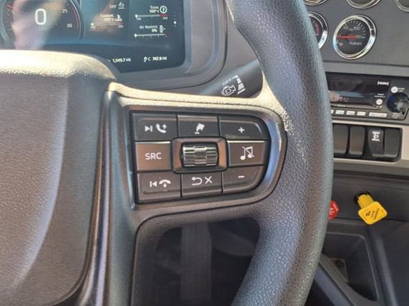 2026 Kenworth T880 image 21