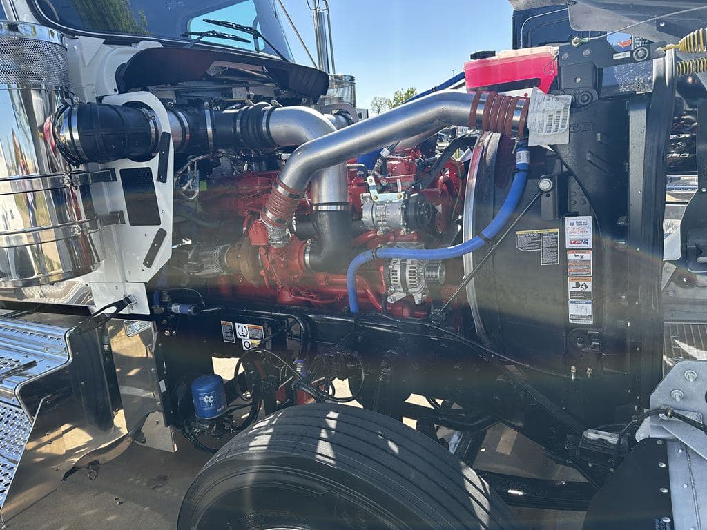 New 2027 KENWORTH W900L image 16
