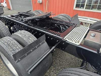 2016 Kenworth W900 image 34