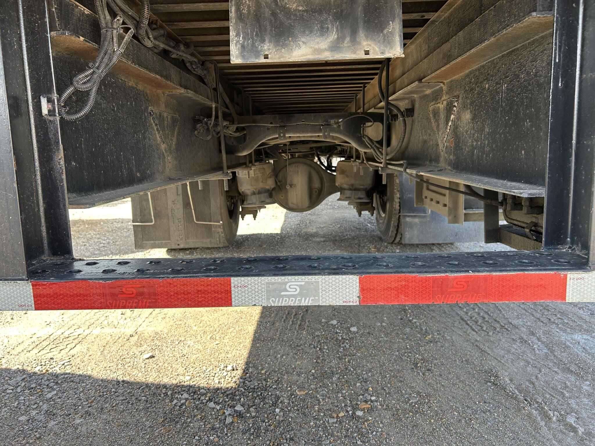 2019 Freightliner M2 image 11