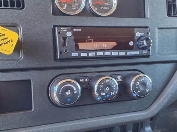 2025 Kenworth D5 image 9