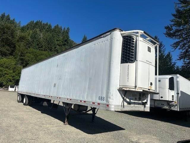 2006 Great Dane HIGH CUBE ROLL DOOR SPREAD AXLE WITH TK REEFER UNI Reefer Trailer image 1