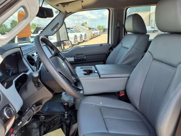 2026 Ford F650 SD image 12