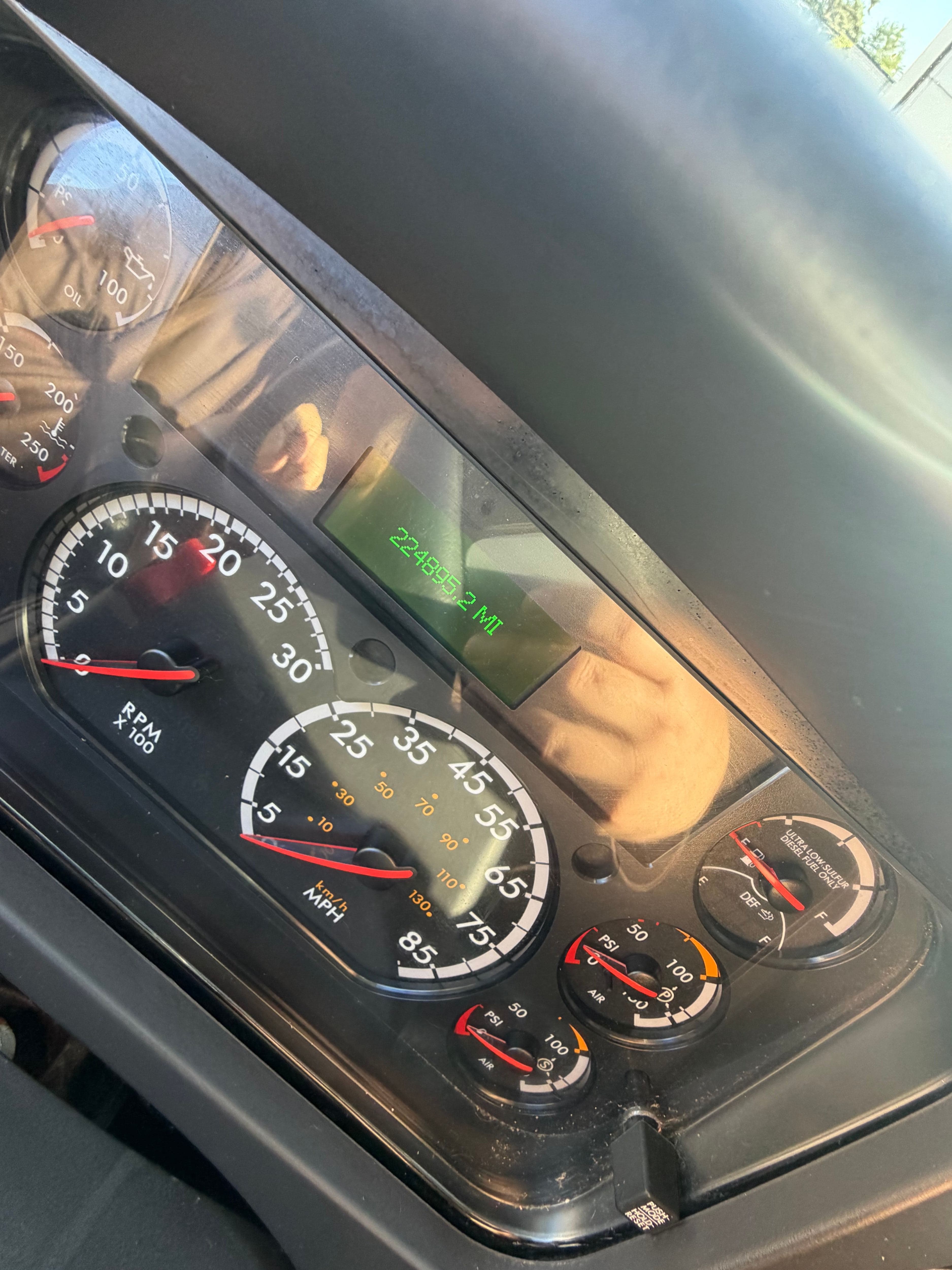 2019 Freightliner M2 image 4
