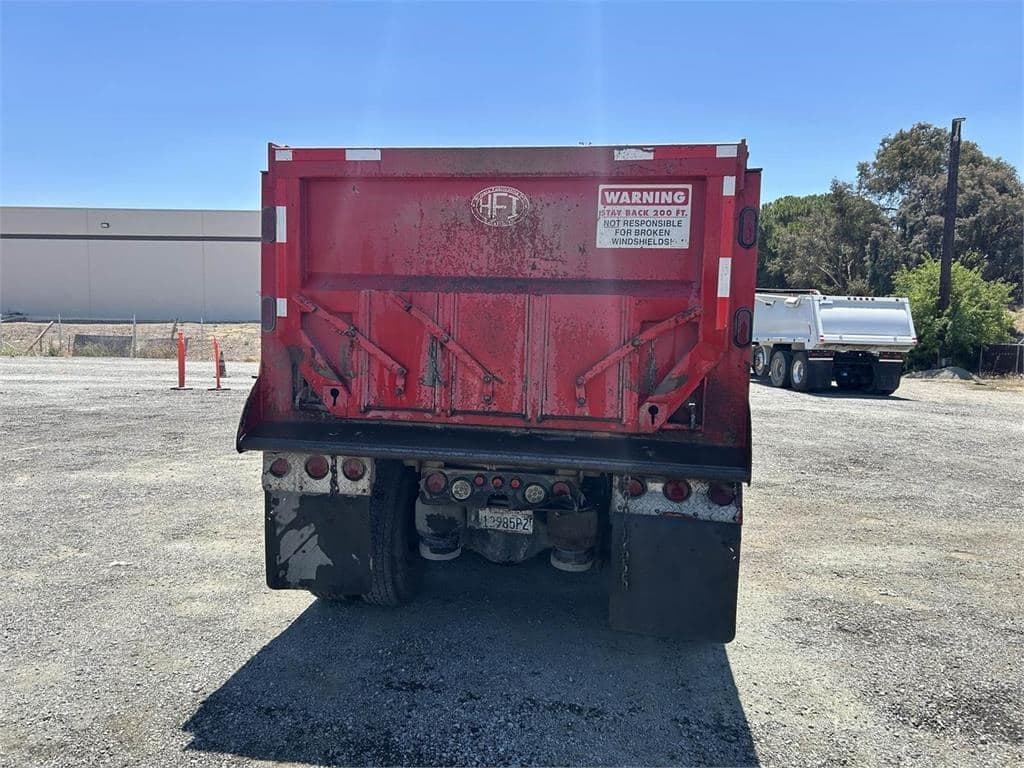 2019 Peterbilt 367 image 4