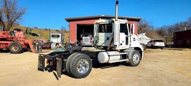 2007 MACK VISION CXN612 image 6